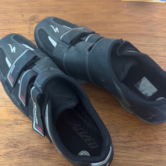 Specialized Black and Gray Athletic Shoes - Picture 4 of 15